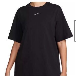 The Nike Tee